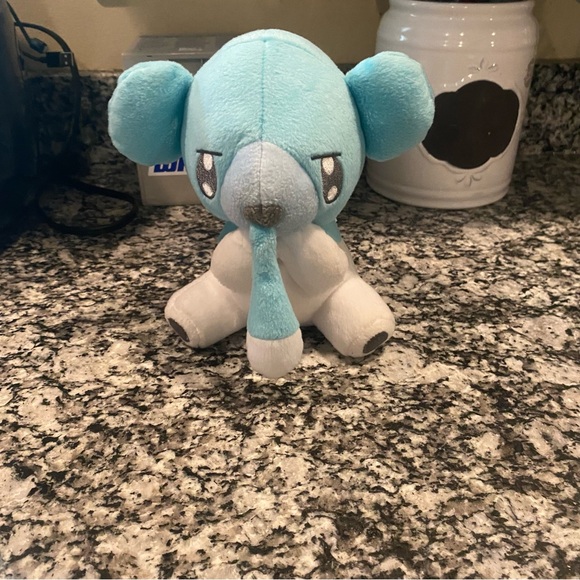 Pokemon Cubchoo TOMY 7” plush - Picture 8 of 8